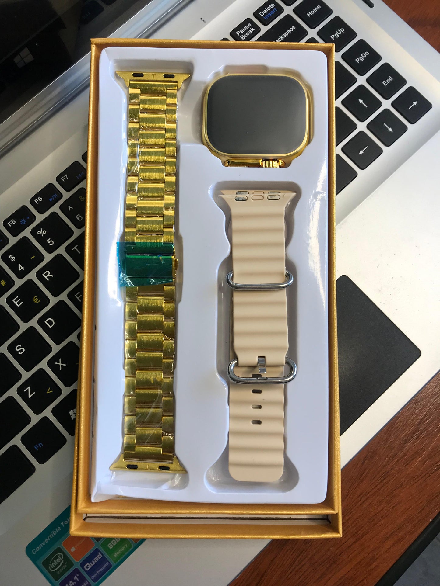 Smartwatch HK9 Ultra Max con dos mallas