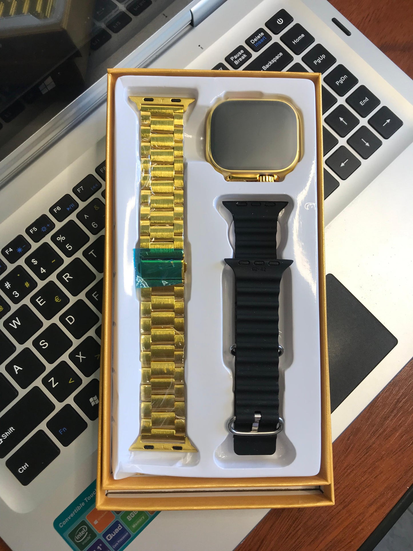 Smartwatch HK9 Ultra Max con dos mallas
