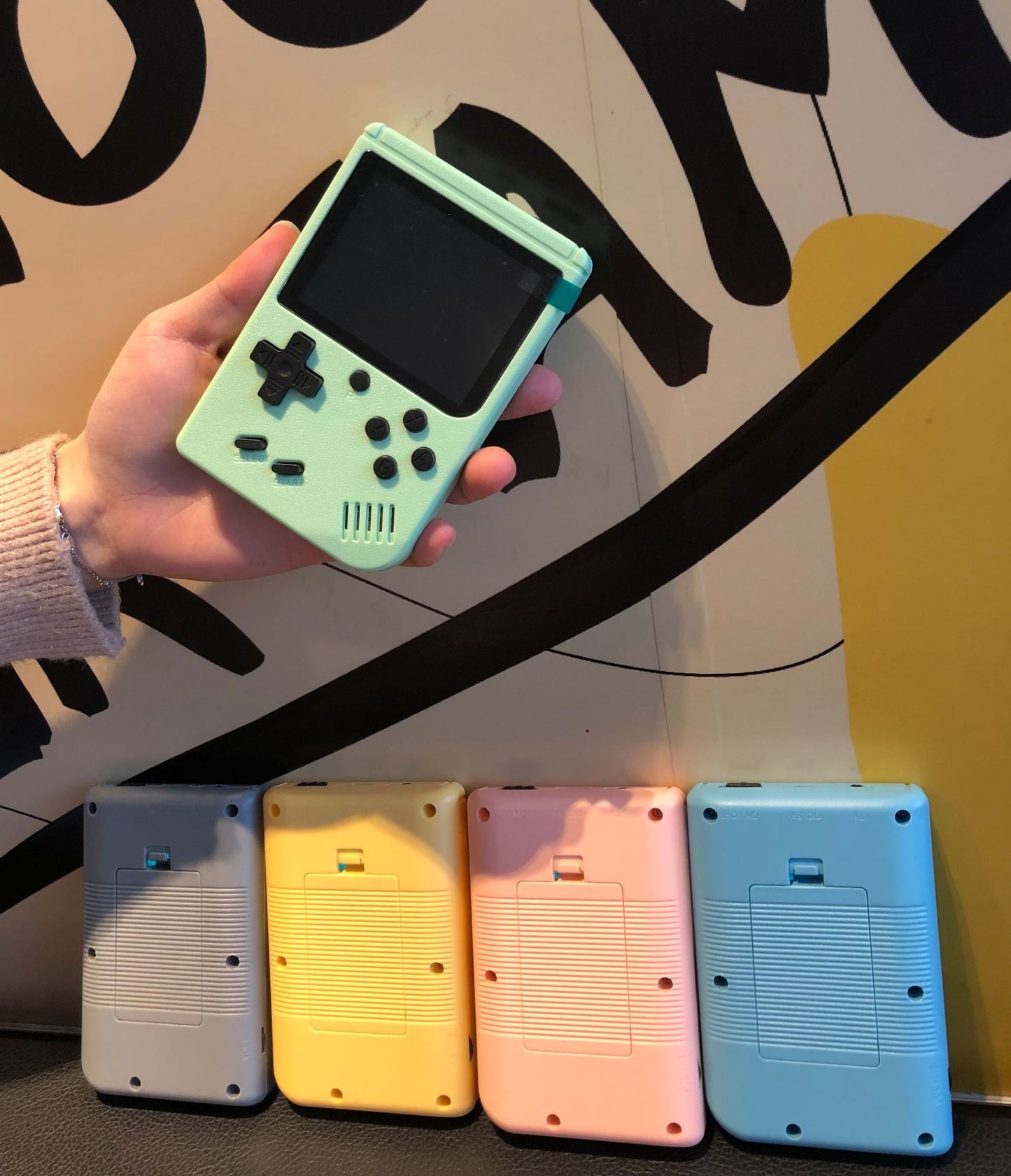 Mini consola portátil de 8bits con 400 juegos