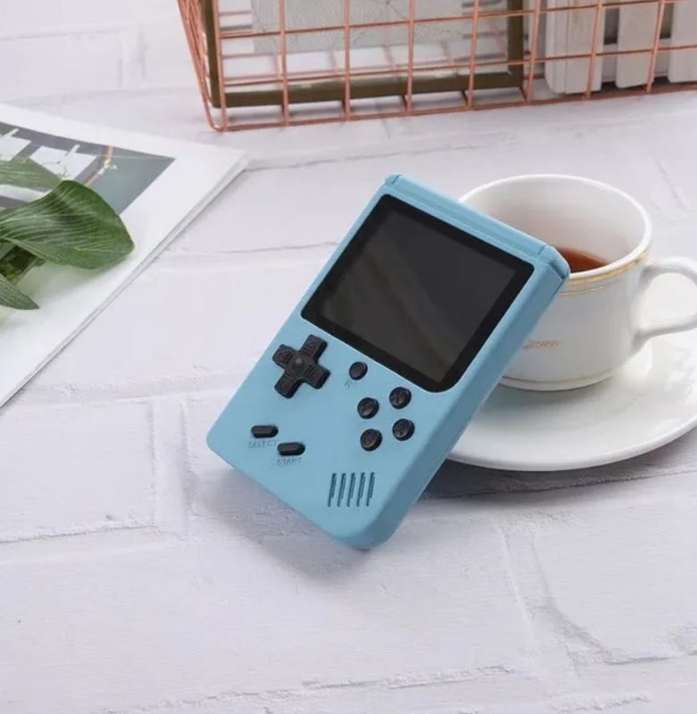 Mini consola portátil de 8bits con 400 juegos